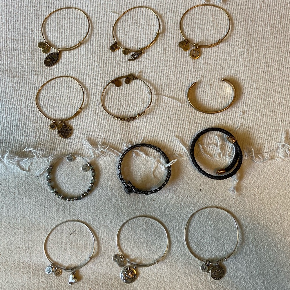 Alex and Ani Bangle / Bracelet